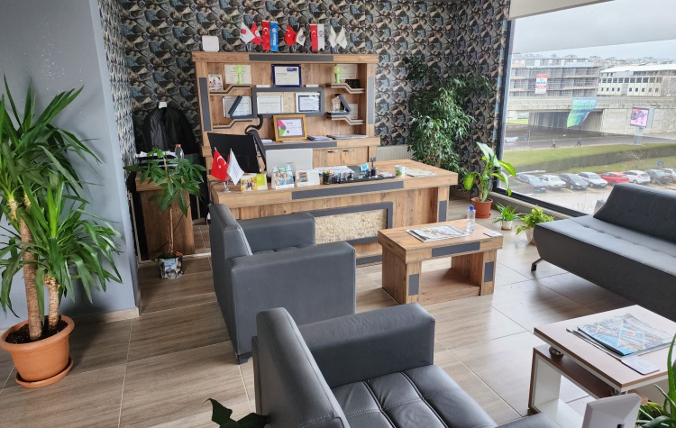 Sizin için buradayız.